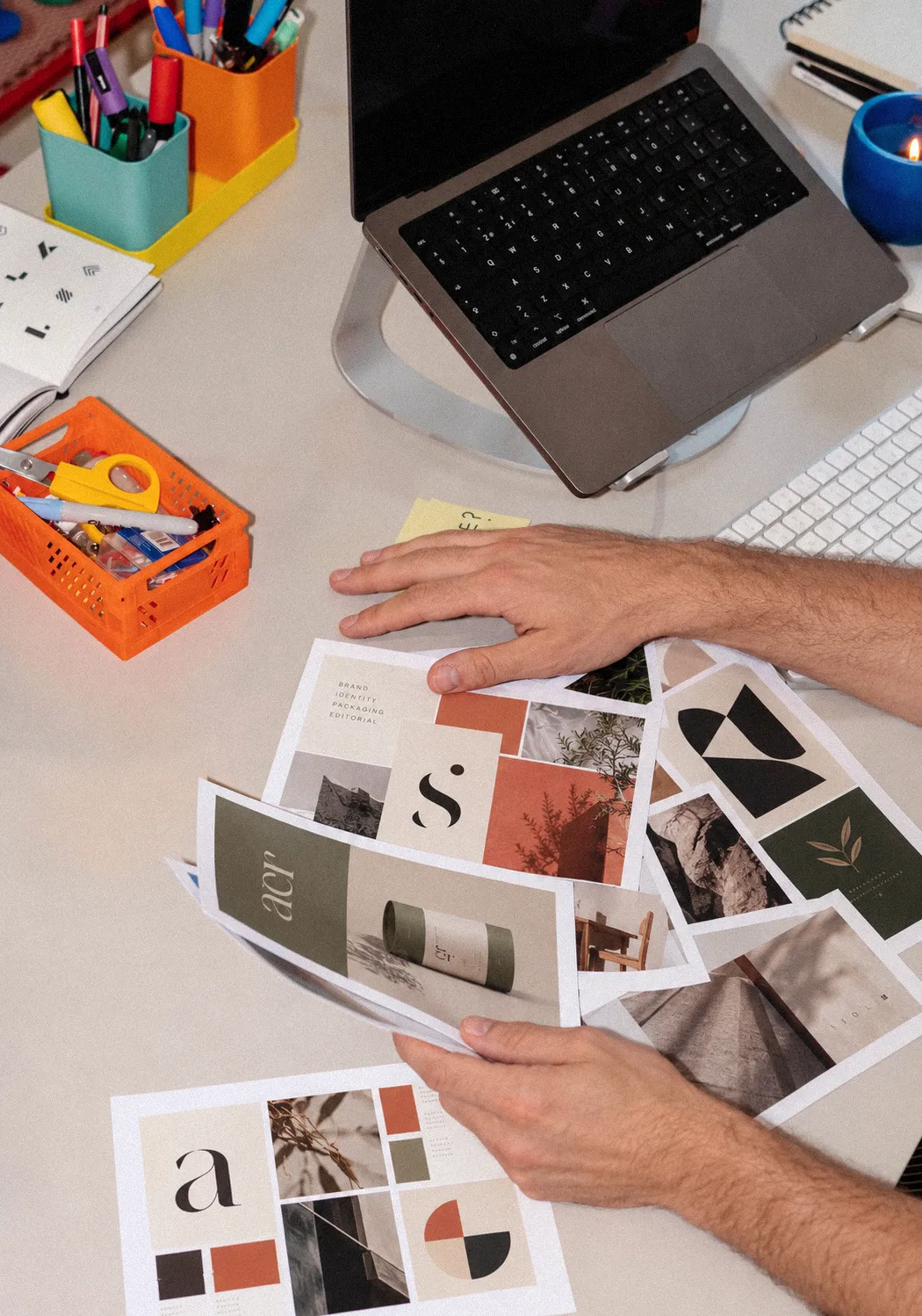 Projektowanie graficzne i identyfikacja wizualna marki — Visuality Studio